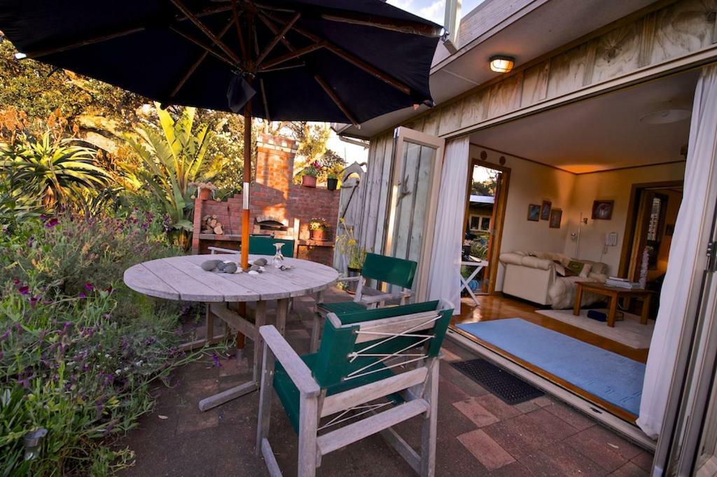 Bethells Beach Cottages Exterior foto